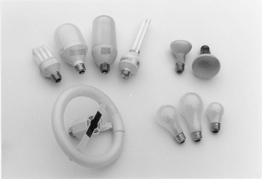 Assortment of different kinds of lights (incandescent and compact fluorescent)